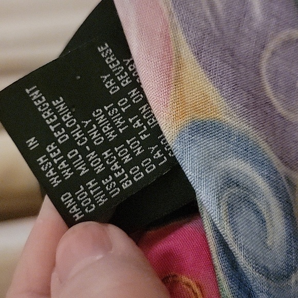 Shopping with Anthony Colorful Swirly Blouse Size Large - Picture 9 of 9